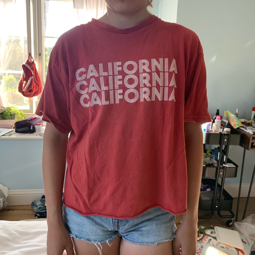 red brandy melville california t-shirt